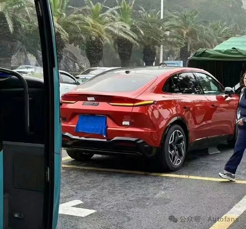 1488x0_0_autohomecar__ChtlyGYaKQKATZTEAAOD1WRpZ18189.jpg